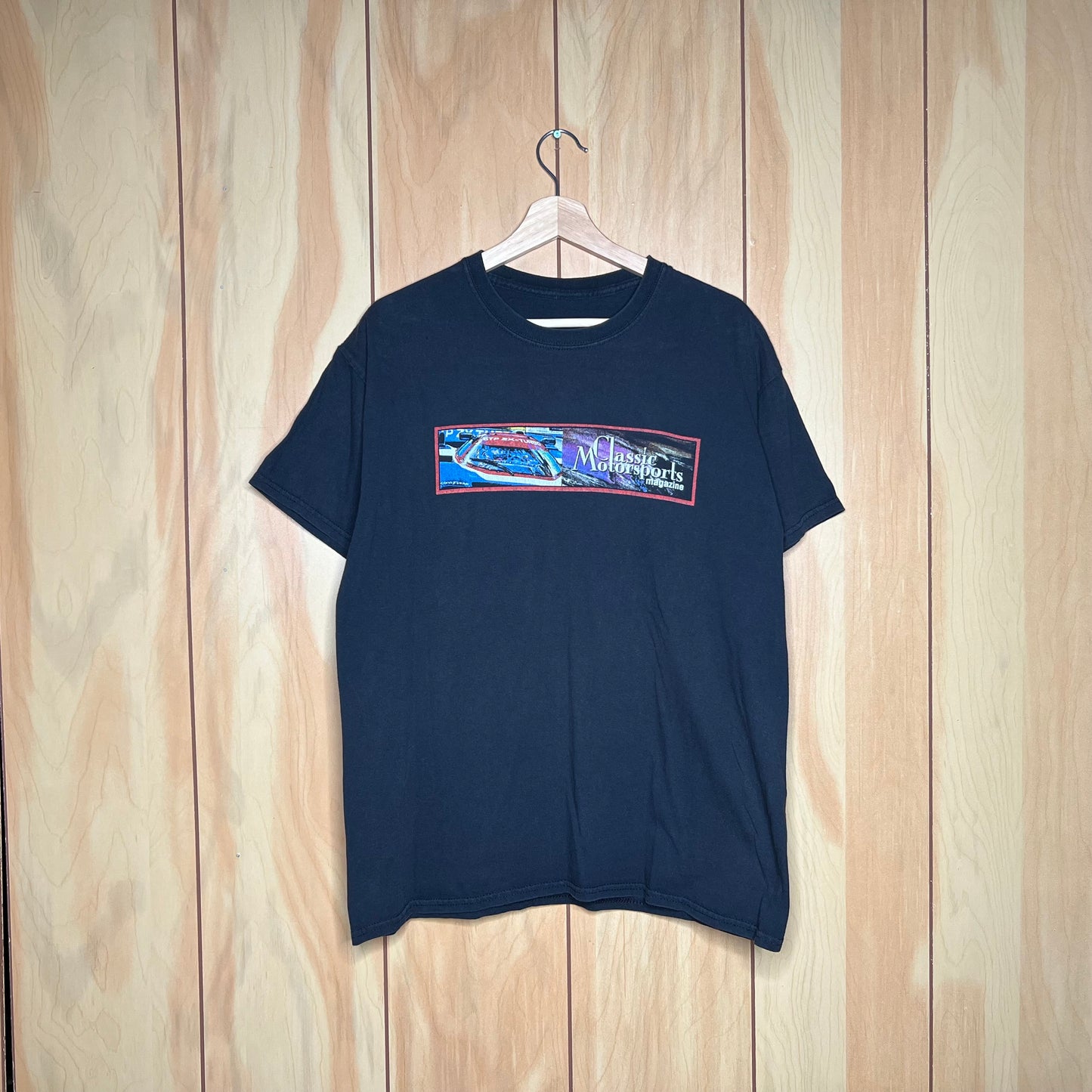 Classic Motorsports Magazine Nissan 280Z 300Z GTP Race Car Shirt Size XL Modern