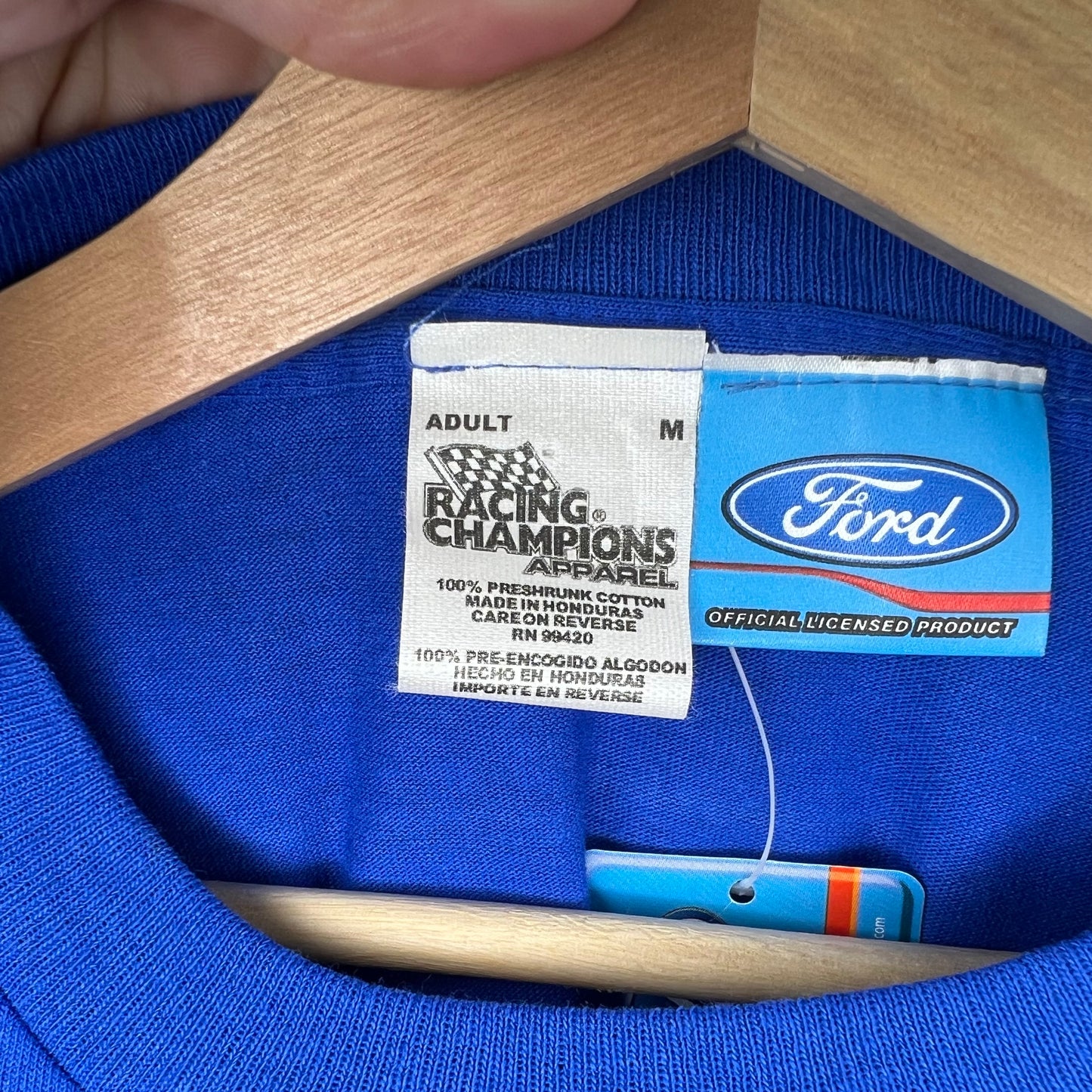 00s NASCAR Ford Racing Fusion Race Car Shirt Size Medium