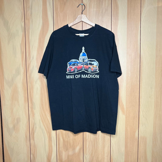 00s Mini Cooper Dealer Mini of Madison I Love MOM Shirt Size XL